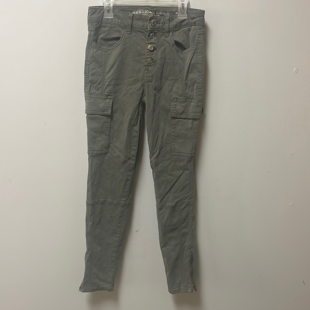 American Eagle Outfitters Green High-Waisted Jegging